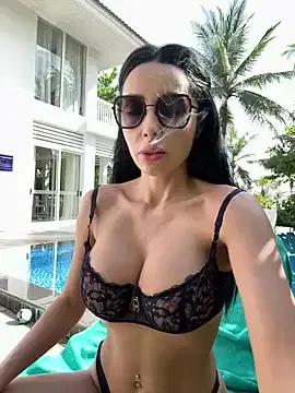 Try our streaming cams variety and talk on a personal level with our adorable girls streamers, showing off their bountiful shapes and dildos.