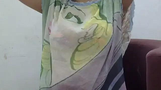Vani-sexy from StripChat is Freechat