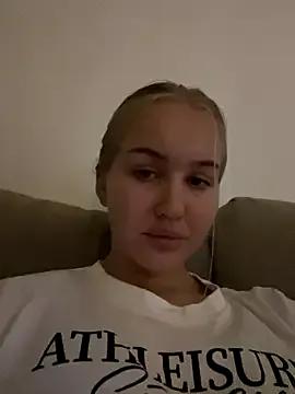 VanillaCakes from StripChat is Freechat