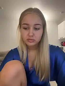 VanillaCakes from StripChat is Freechat