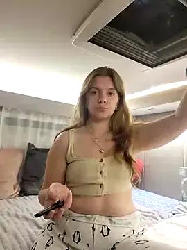 VanLifeVixen from StripChat is Freechat