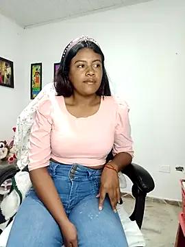 Vannesitha25 from StripChat