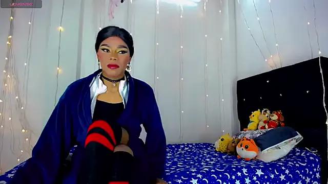 varanne_ from StripChat is Freechat