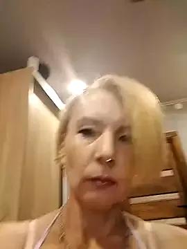 VasylynaLove42 from StripChat is Freechat