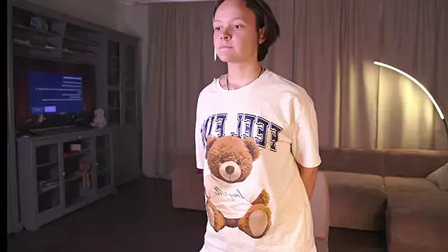 Try our streaming cams variety and talk on a personal level with our adorable girls streamers, showing off their bountiful shapes and dildos.