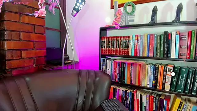 Try our streaming cams variety and talk on a personal level with our adorable girls streamers, showing off their bountiful shapes and dildos.