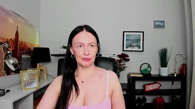 Try our streaming cams variety and talk on a personal level with our adorable girls streamers, showing off their bountiful shapes and dildos.
