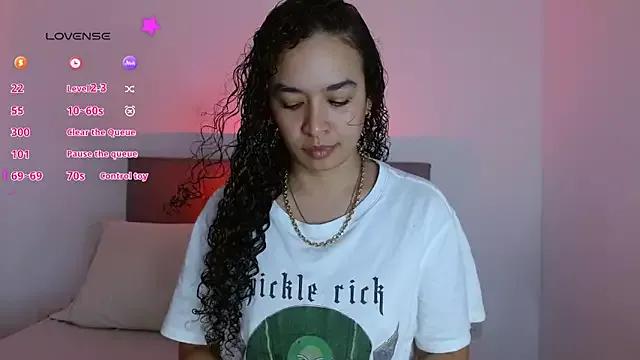 Try our streaming cams variety and talk on a personal level with our adorable girls streamers, showing off their bountiful shapes and dildos.