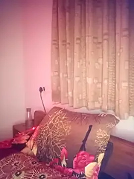 VelvetDevil from StripChat is Freechat