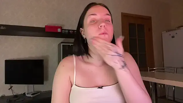 VelvetNote from StripChat is Freechat