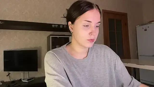 VelvetNote from StripChat is Freechat