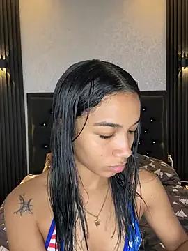 VelvetQueen1 from StripChat