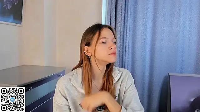 VelvetRisque from StripChat