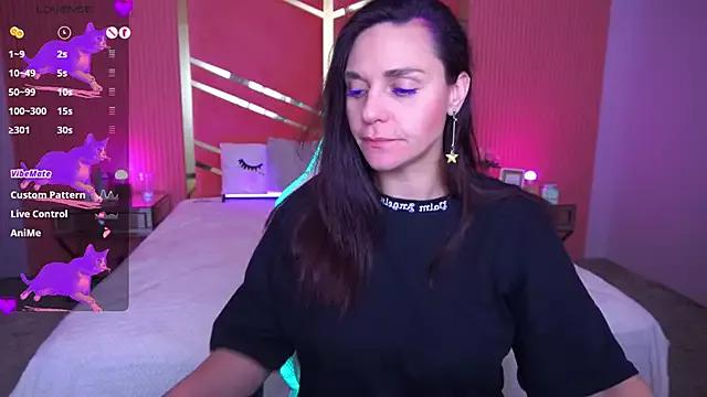 VelvetSkyy from StripChat