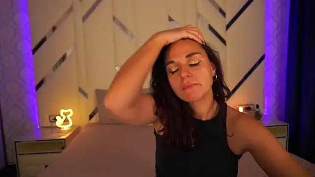 VelvetSkyy from StripChat