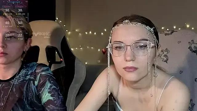 velvetvalkyries from StripChat