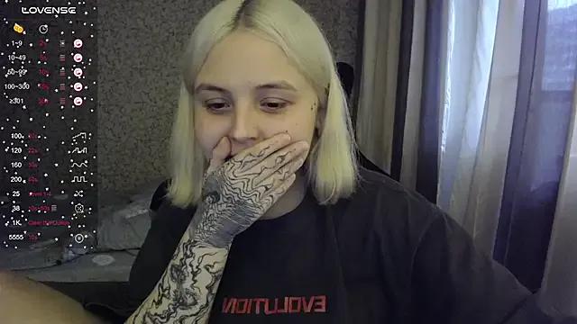 vendymories from StripChat is Freechat