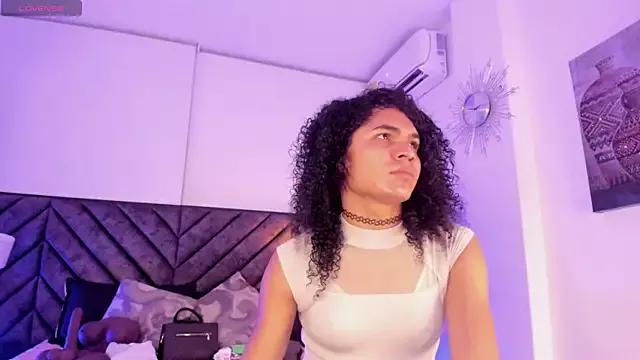 vennus1_ from StripChat