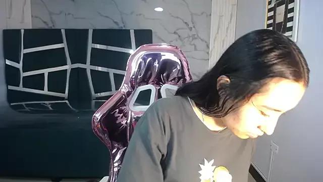 Try our streaming cams variety and talk on a personal level with our adorable girls streamers, showing off their bountiful shapes and dildos.