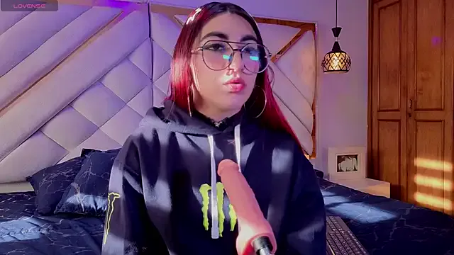 Try our streaming cams variety and talk on a personal level with our adorable girls streamers, showing off their bountiful shapes and dildos.