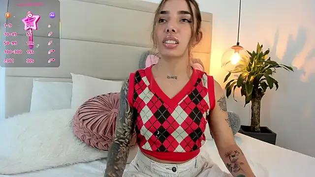 Try our streaming cams variety and talk on a personal level with our adorable girls streamers, showing off their bountiful shapes and dildos.