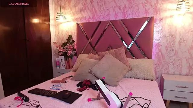 Try our streaming cams variety and talk on a personal level with our adorable girls streamers, showing off their bountiful shapes and dildos.