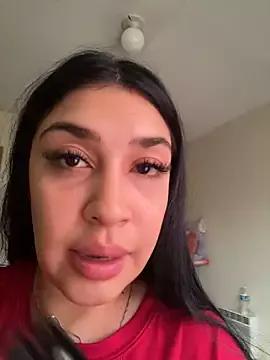 verania_love from StripChat is Freechat