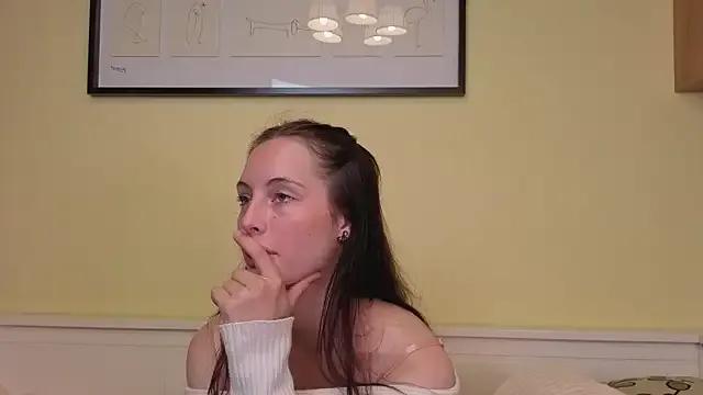 VernaWylie from StripChat is Freechat