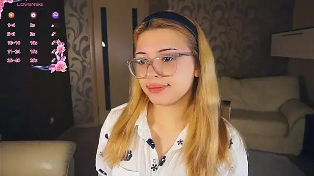 VerniceEngelking from StripChat is Freechat