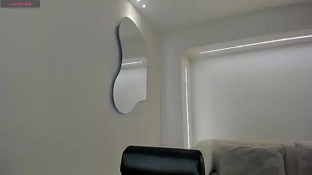 Try our streaming cams variety and talk on a personal level with our adorable girls streamers, showing off their bountiful shapes and dildos.