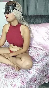 veronicalatina from StripChat is Freechat