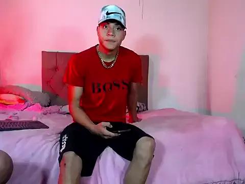 VeryHotGill from StripChat is Freechat