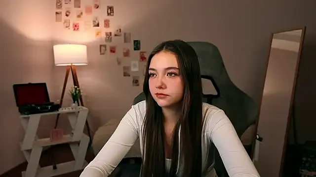 Vexorine from StripChat is Freechat