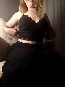 Vezettii from StripChat