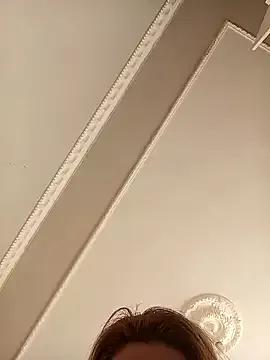 Vezettii from StripChat is Freechat