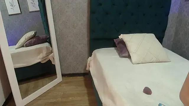 Vic_Taylor from StripChat is Freechat