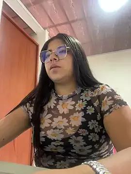 viccky_vick from StripChat