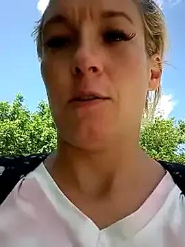 vickybaby from StripChat is Freechat