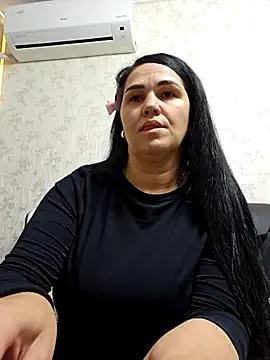 VickyDivinee from StripChat is Freechat
