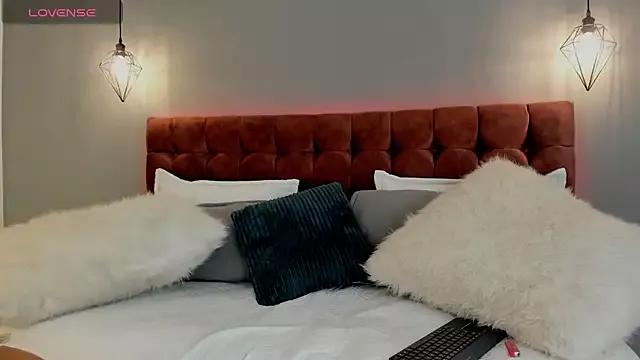 victoria_decapri from StripChat is Freechat