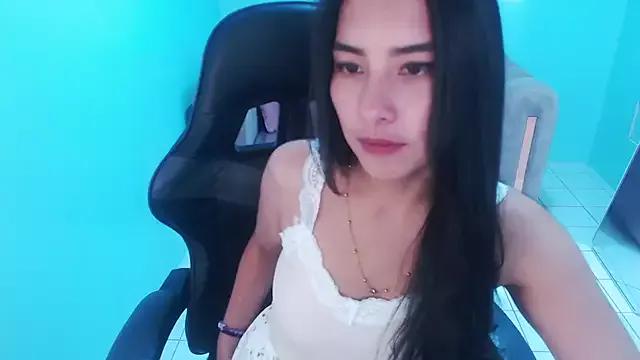 victoria_hernandez_t_ from StripChat is Freechat