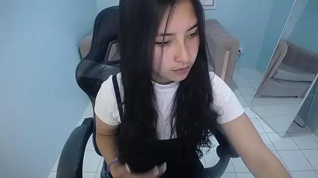 victoria_hernandez_t_ from StripChat is Freechat