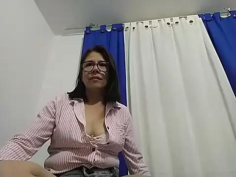 Victoria_Milfsex from StripChat is Freechat