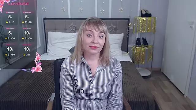 Try our streaming cams variety and talk on a personal level with our adorable girls streamers, showing off their bountiful shapes and dildos.