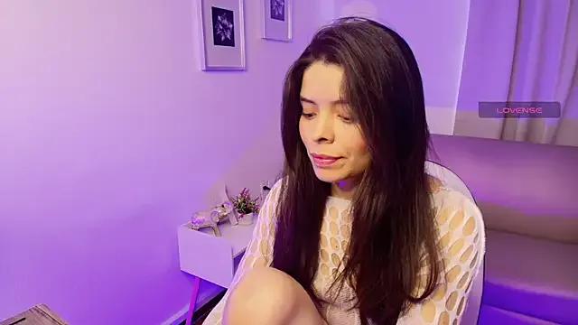 Try our streaming cams variety and talk on a personal level with our adorable girls streamers, showing off their bountiful shapes and dildos.