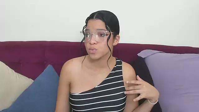 VictoriDior from StripChat is Freechat