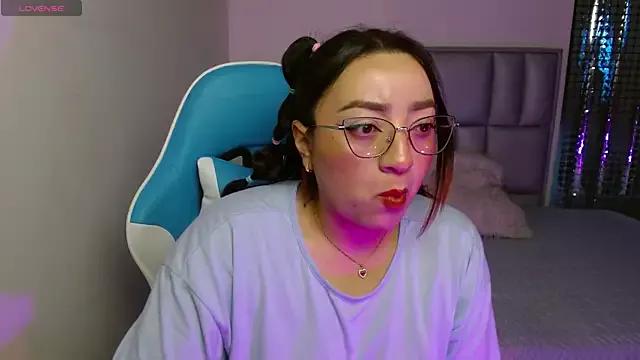 Try our streaming cams variety and talk on a personal level with our adorable girls streamers, showing off their bountiful shapes and dildos.