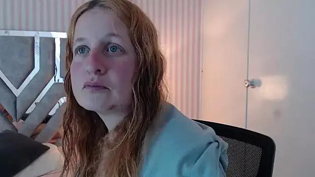 ViioletaMora from StripChat