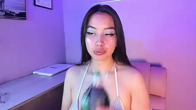 Viioletthott7 from StripChat