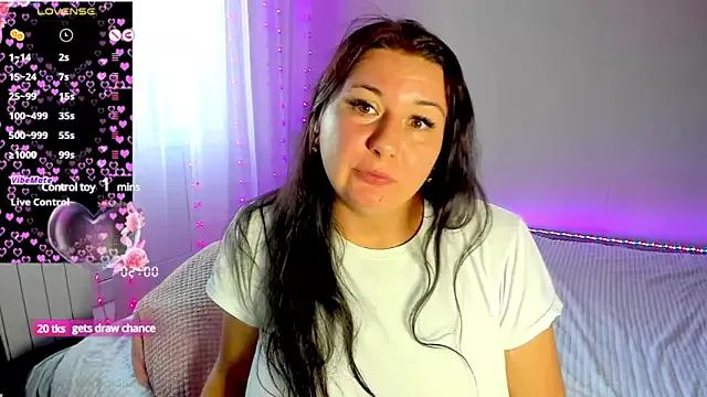 viki_love77 from StripChat